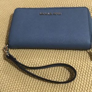 Michael Kors Wrist wallet